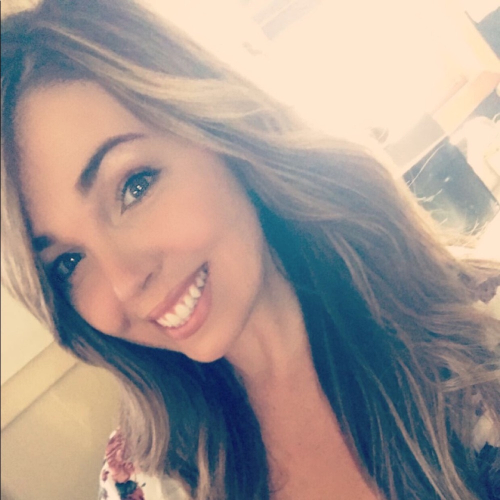 Meet your Posher, Mallory